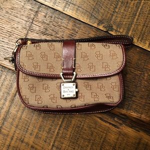 Dooney and Bourke clutch/wristlet